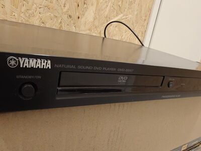 Yamaha dvd player S557
