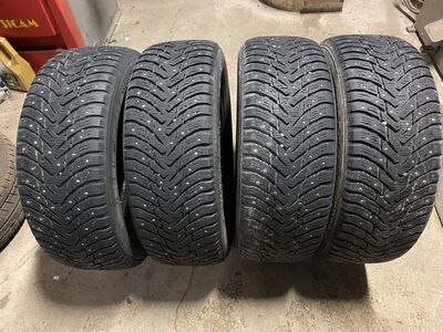 235/60/18” Nokian naastrehvid