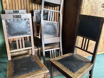 Arts & Crafts stiilis 6 tammepuidust söögitooli