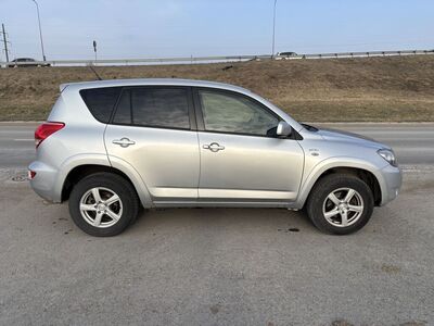 Toyota RAV4 2.2 130kW 4x4
