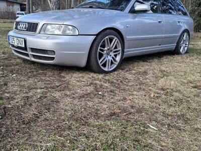 Audi S4 B5