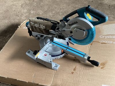 Makita nurgasaag  LS0815FLN, 1400W, 216mm