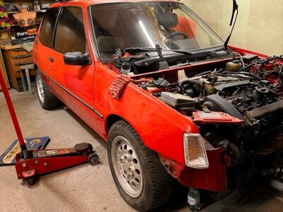 Peugeot 205 3.0 V6