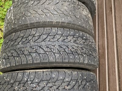 205/65/16C Nokian naastrehvid