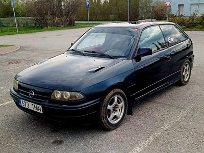 Opel Astra GSI 155 kw