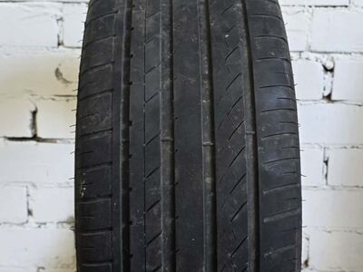 Suverehv 235/40 R19 HIFLY HF 805