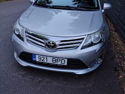 Toyota Avensis 2015