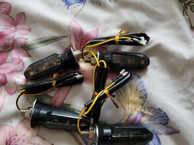MOOTORRATTA/MOPEEDI UUED LED SUUNATULED CE 12V