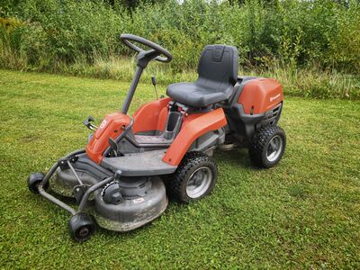 Murutraktor/Raider Husqvarna R112C Hydro