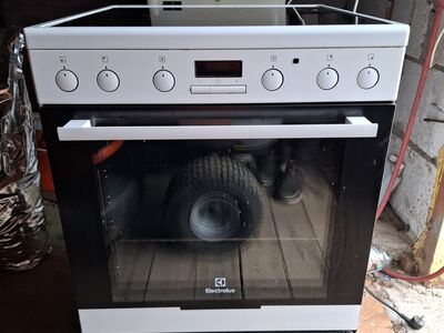 Electrolux keraamiline pliit