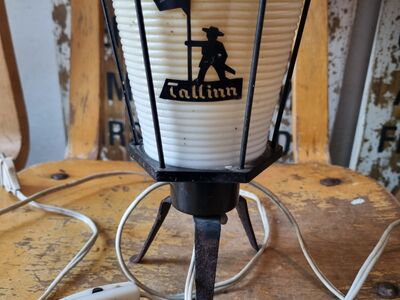 Vana Toomase lamp
