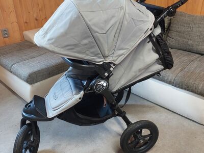 Baby Jogger City Elite universaalkäru.