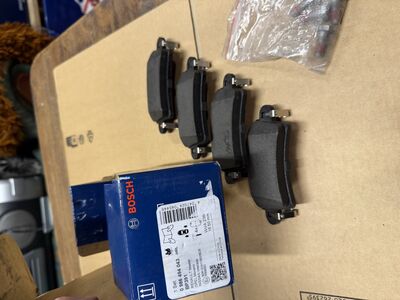 Bosch piduriklotsid (BP391) Bosch 0 986 494 04