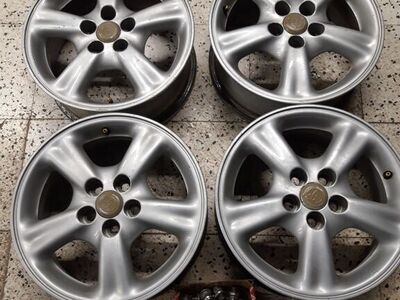 Valuveljed 15x6, 5x100, ET38 (koos mutritega)