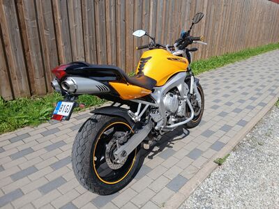 Yamaha Fz6