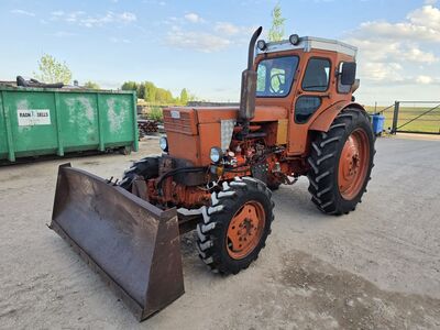 TRAKTOR T-40AM (1312 töötundi) + esiripp + sahk