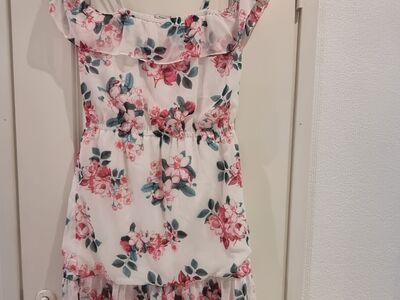 Guess suvekleit