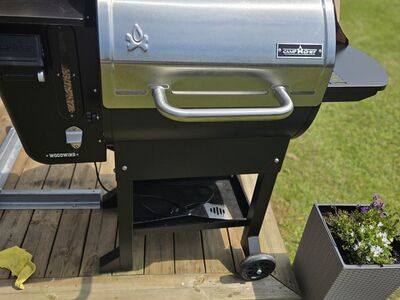 Müüa Camp Chefi pelletgrill.