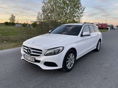 Mercedes-Benz C200 Business Plus