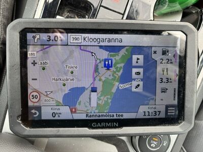 Garmin Dezl 770LMT veoki navi