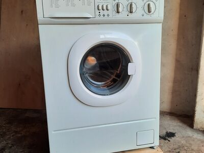 INDESIT WDN 867 WF