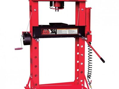 Hüdropress 50 T. pneumo/ käsipump. BigRed