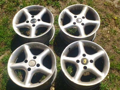 15 tolli 4x114,3