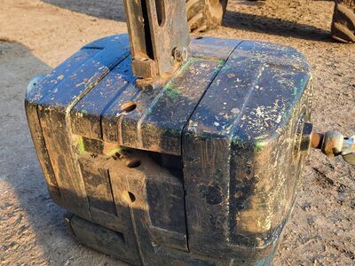 Traktori raskus 1150kg