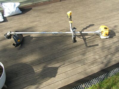 Trimmer Stiga SBC 226