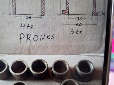 Pronksist muhvid