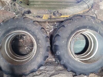 Topeltrattad 600/65 R28
