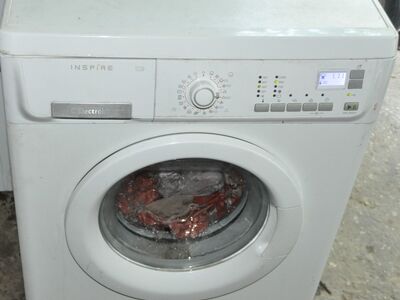 Pesumasin Electrolux ja Zanussi 6kg
