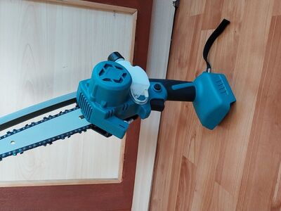 Akukettsaag 15 cm õlipaagiga 18V
