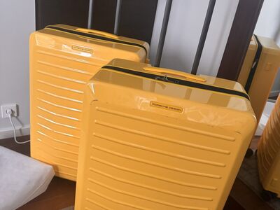 2 suurt Porsche Design reisikohvrit, autentsed