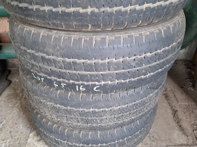 205/65 R16 C