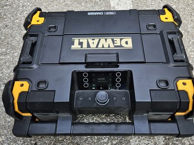 Dewalt raadio 18v DWST1-81078