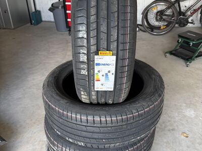 Suverehvid Pirelli