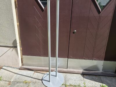 Nagi metall VÄGA STABIILNE