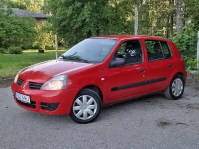 Renault Clio 1.1 55 kw 2007a luukpära