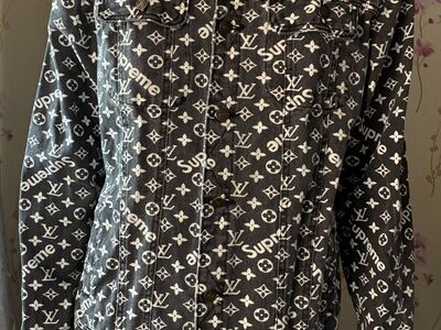 Louis Vuitton X Supreme teksatagi