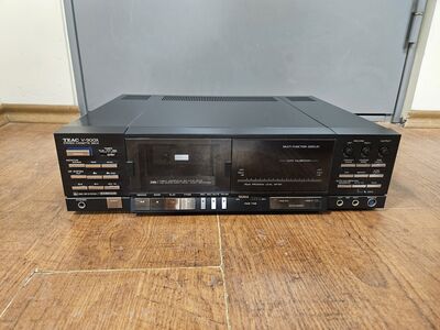 TEAC V-900X Stereo Cassette Deck