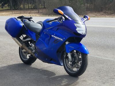 Honda CBR1100XX Super Blackbird