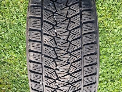 Rehvid 215/60R17 M+S