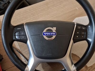 Volvo roolid, käigukangi nupud ja muud