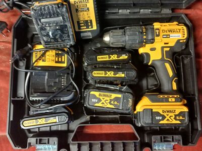 Akulööktrell DeWalt DCD778S2T