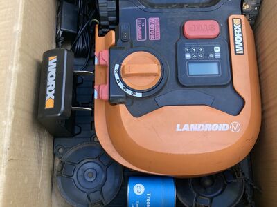 Worx robotniiduk 700m2