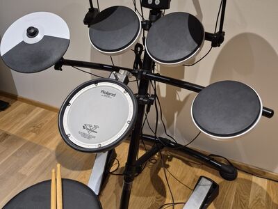 Elektrilised trummid, Roland TD-1K V-Drums