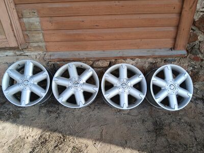 Nissan 5x114,3