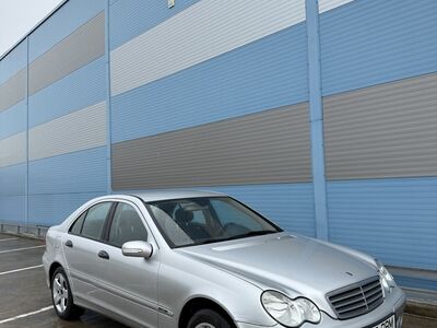 Mercedes W203 C220 Facelift 2005 2.1 110kw diisel