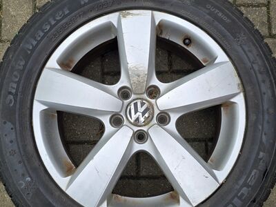 VW 17" valuveljed koos rehvidega 5N0601025C